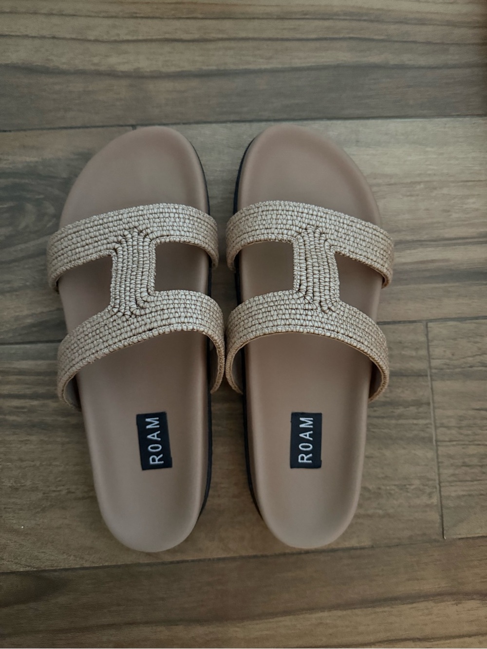 Roam sandals